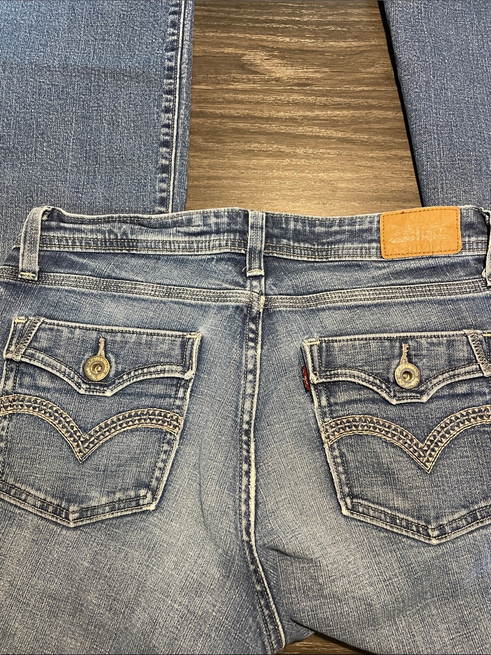 Womens Light Blue Curvy Boot Cut Denim Jeans with Stitch-Accent Back Pockets